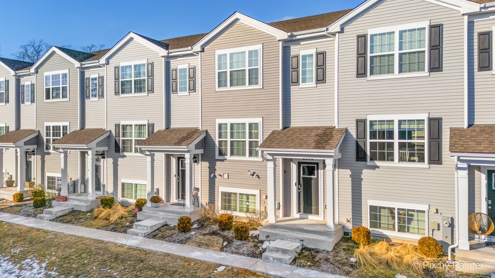 Property Photo:  2544 Alison Avenue  IL 60140 