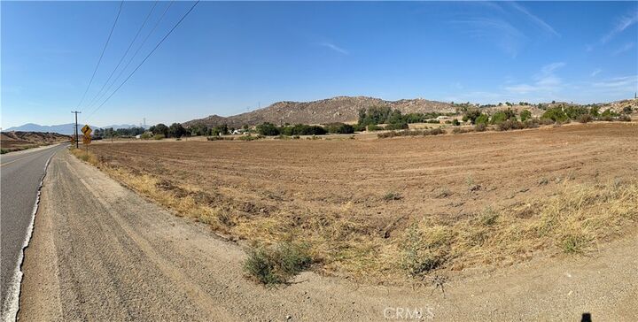 Property Photo:  26 Juniper Flats Road  CA 92567 