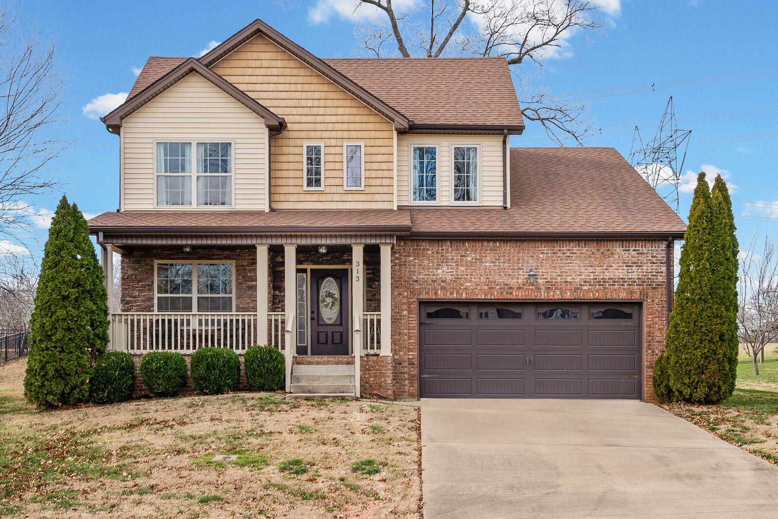 Property Photo:  313 Ivy Bend Cir  TN 37043 