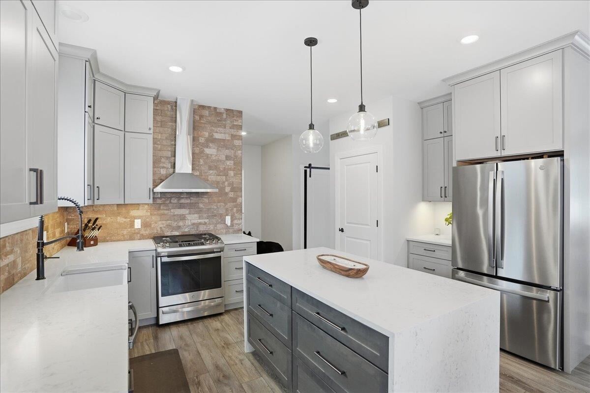 Property Photo:  343 Chloe Circle  VT 05495 