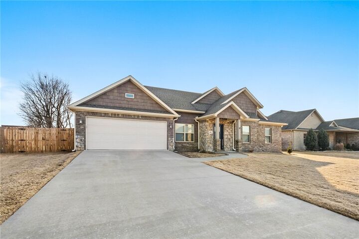 Property Photo:  603 Chamberlain Road  AR 72753 