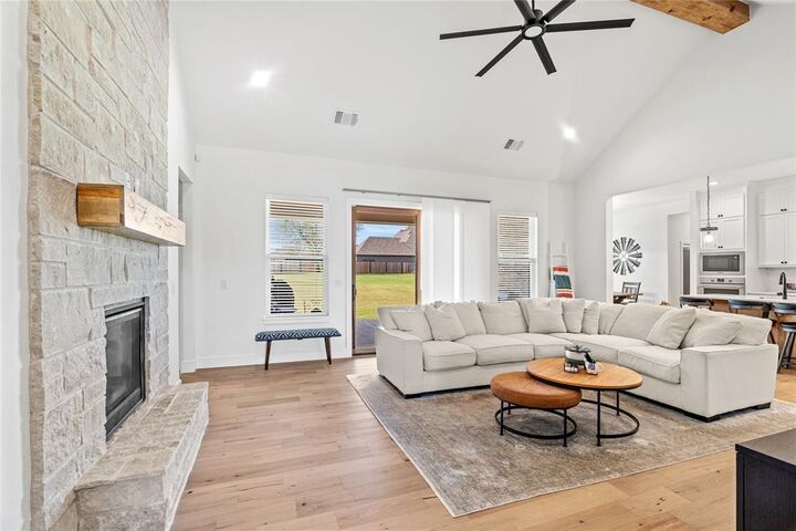 Property Photo:  12825 Parkside Drive  OK 73173 