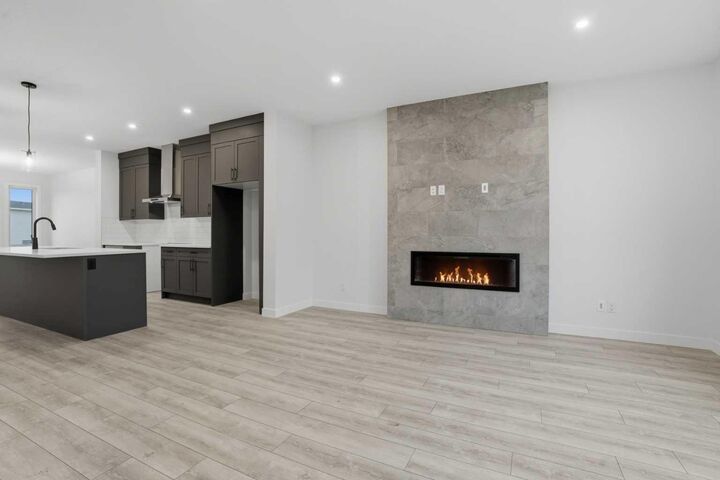 Property Photo:  552 Bridgeport Street  AB T1X 3E6 