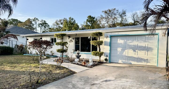 Property Photo:  7204 Fort Walton Avenue  FL 34951 