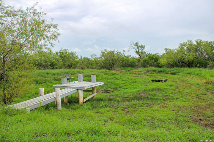 Property Photo: 464 Cr354 TX 78011