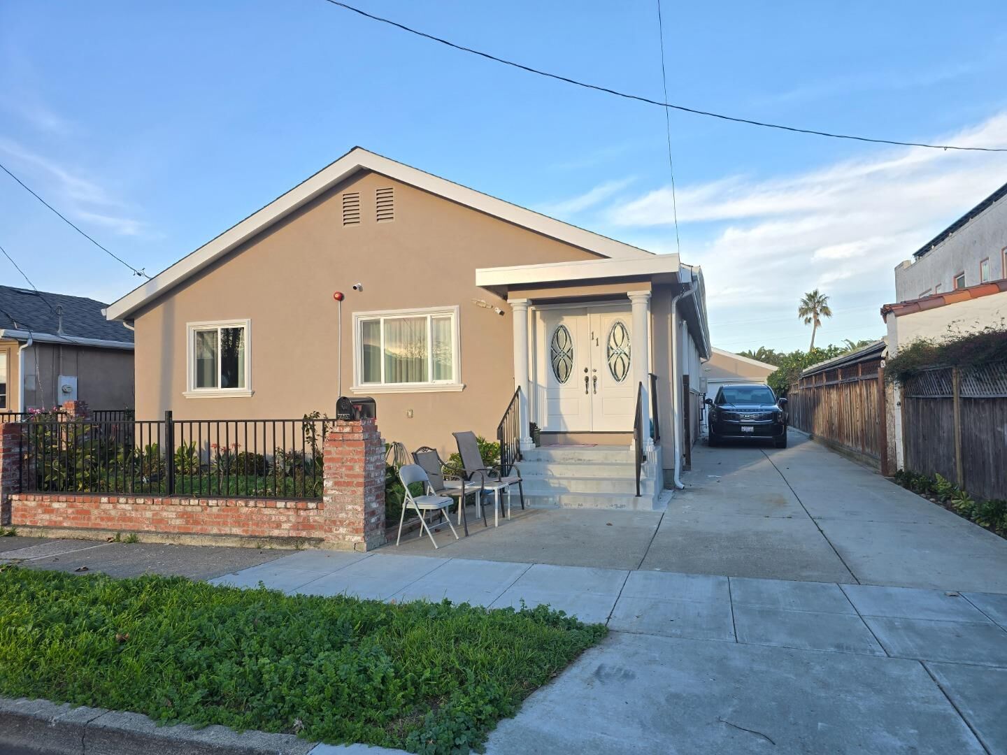 Property Photo:  11 Lindbergh Street  CA 94401 