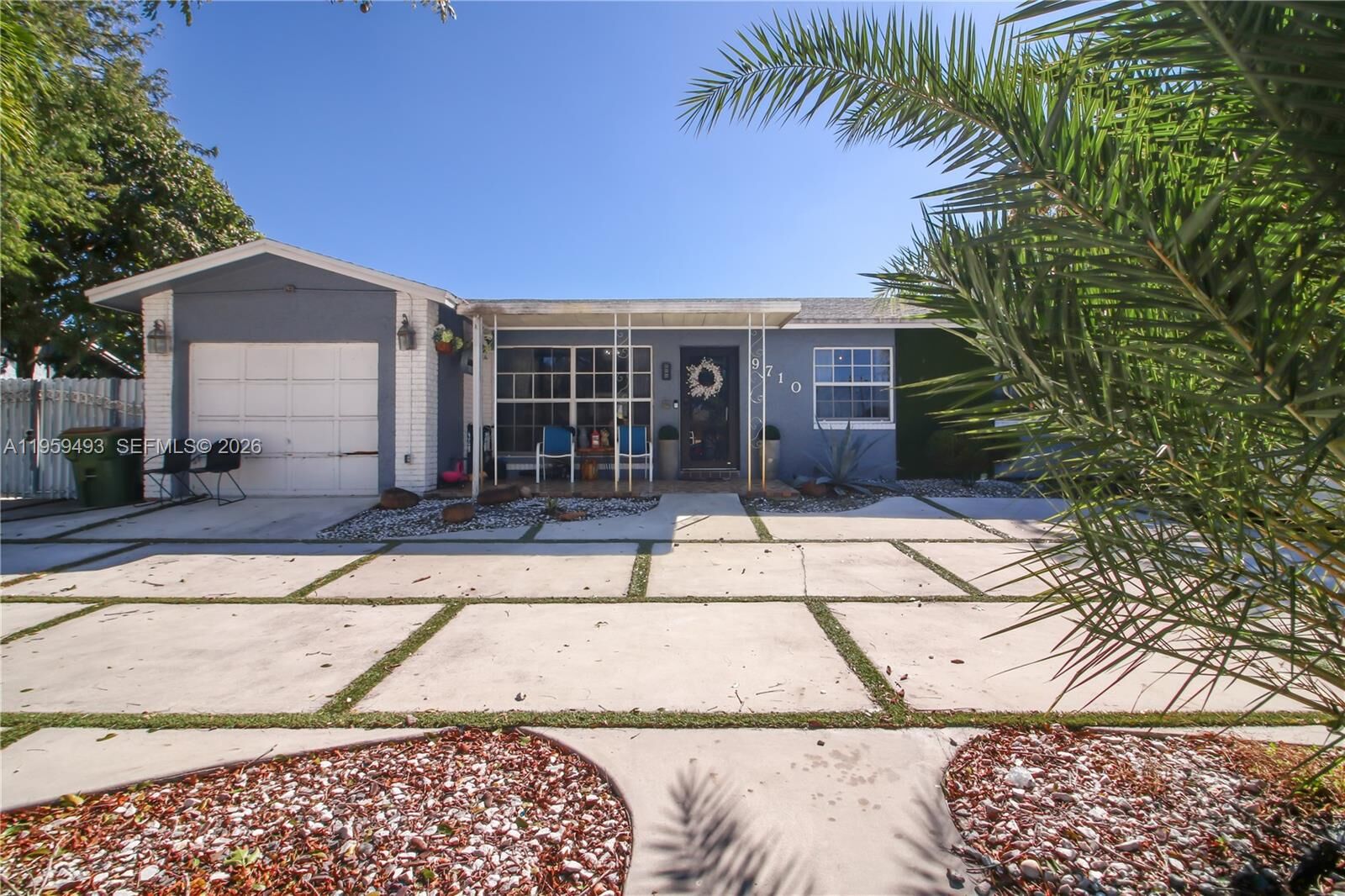 Property Photo:  9710 NW 10th St  FL 33024 
