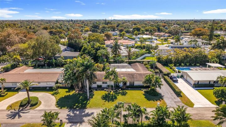 Property Photo:  10028 SW 127th St  FL 33176 