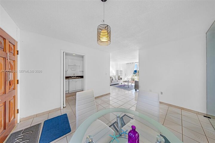 Property Photo: 1400 SW 27th Ave 403 FL 33145