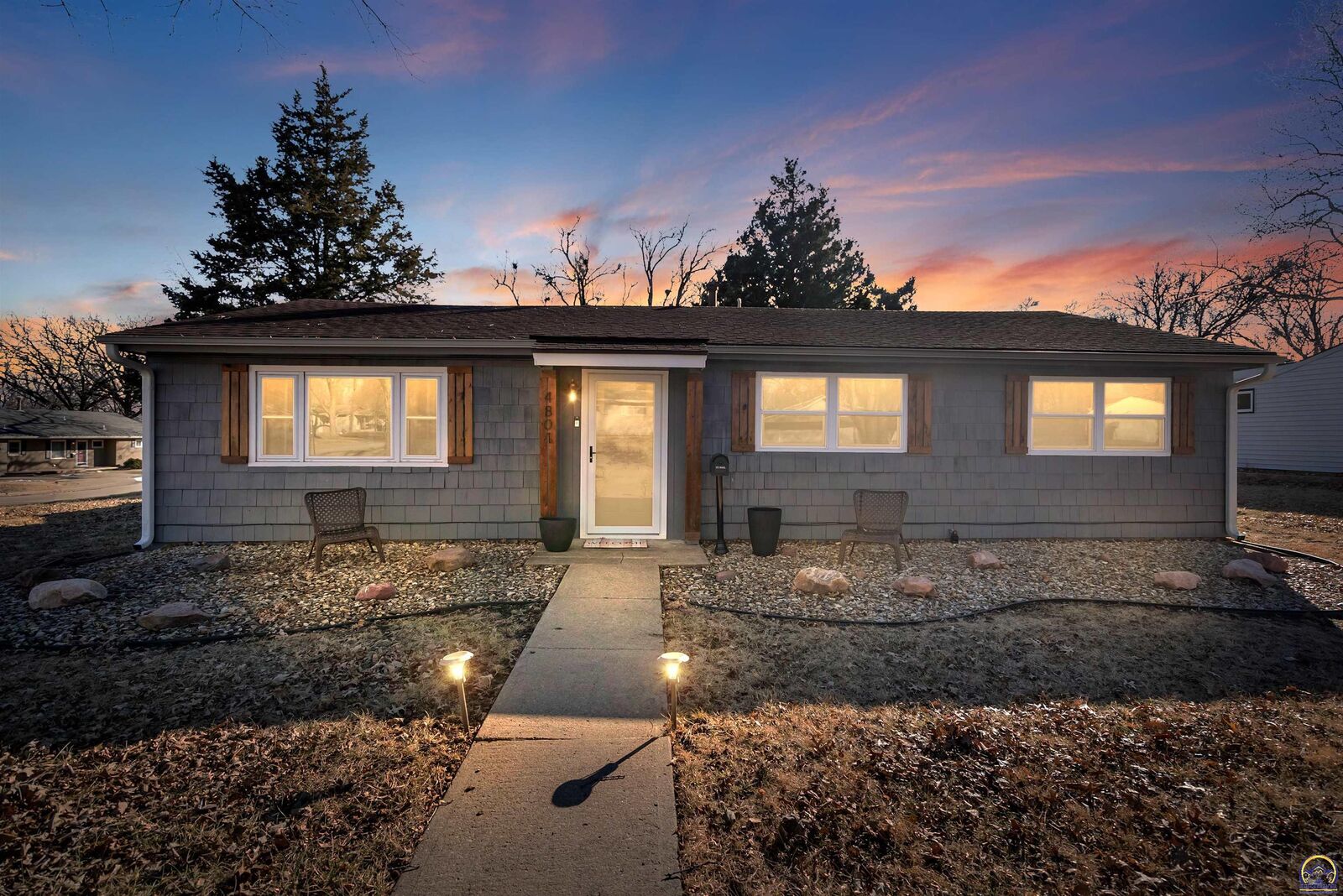 Property Photo:  4801 SW 20th St  KS 66604 