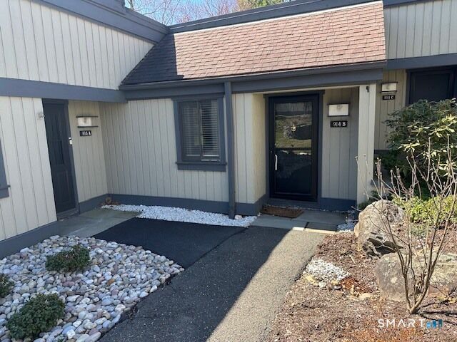 Property Photo:  914 Heritage Village B  CT 06488 