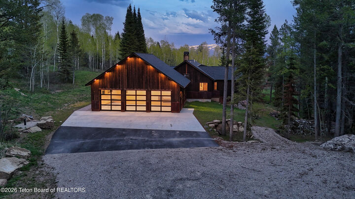 Property Photo: 5727 Forest Ridge Road ID 83455