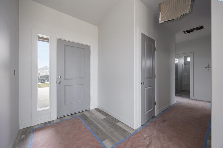 Property Photo:  2914 E Helena St  WA 99301 