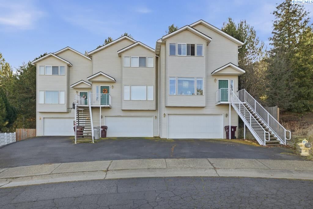 Property Photo: 2430 NW Granite Ct. WA 99163