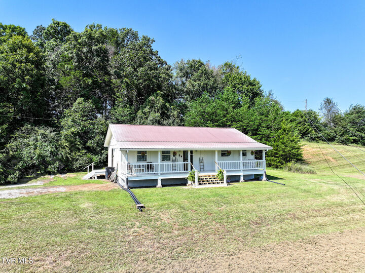 Property Photo:  2945 Enka Highway Highway  TN 37813 