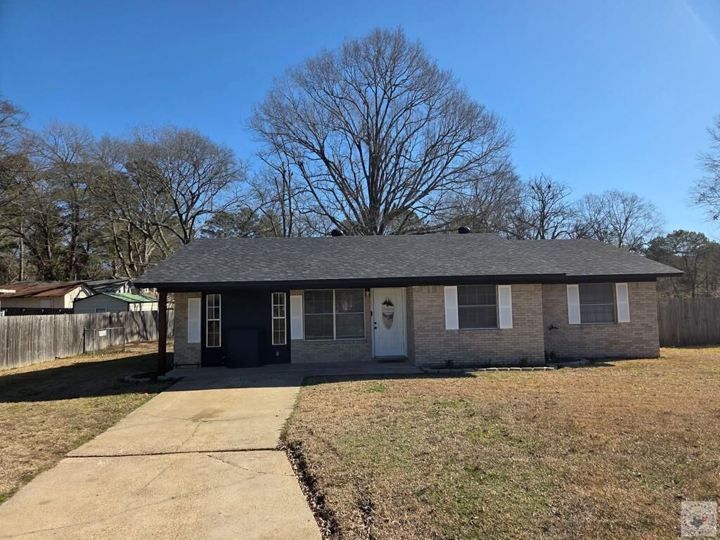 Property Photo:  2503 Harrison Lane  TX 75501 