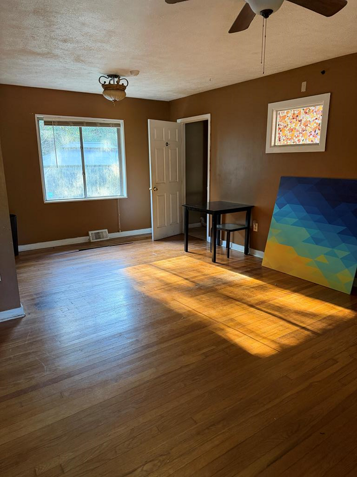 Property Photo: 118 John Allen Street MS 39180