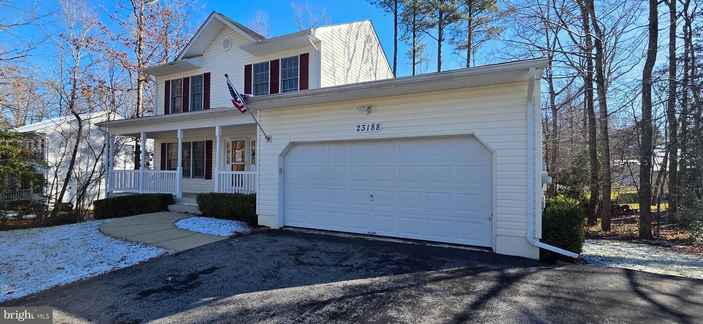 Property Photo: 23188 Cherry Hill Court MD 20619