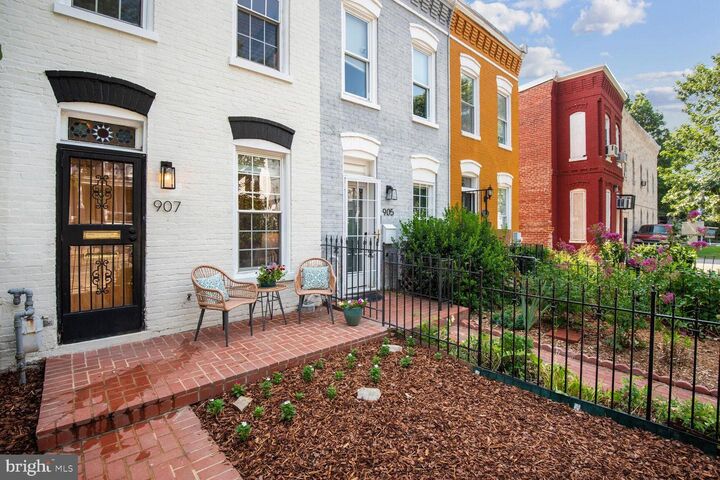 Property Photo: 907 8th Street NE DC 20002