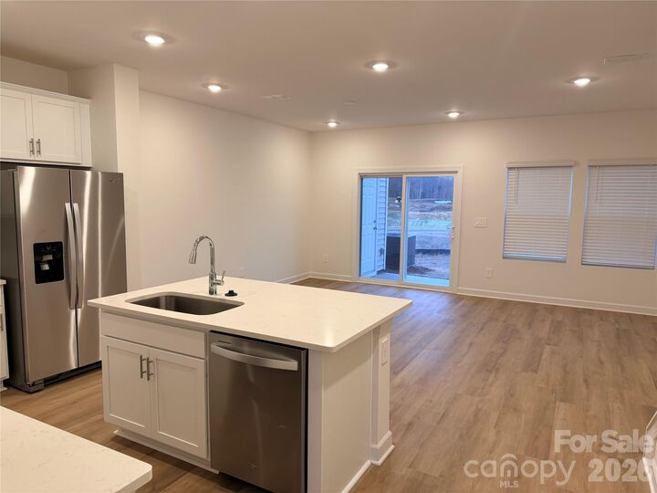 Property Photo: 8112 Hidden Springs Trail NC 28216