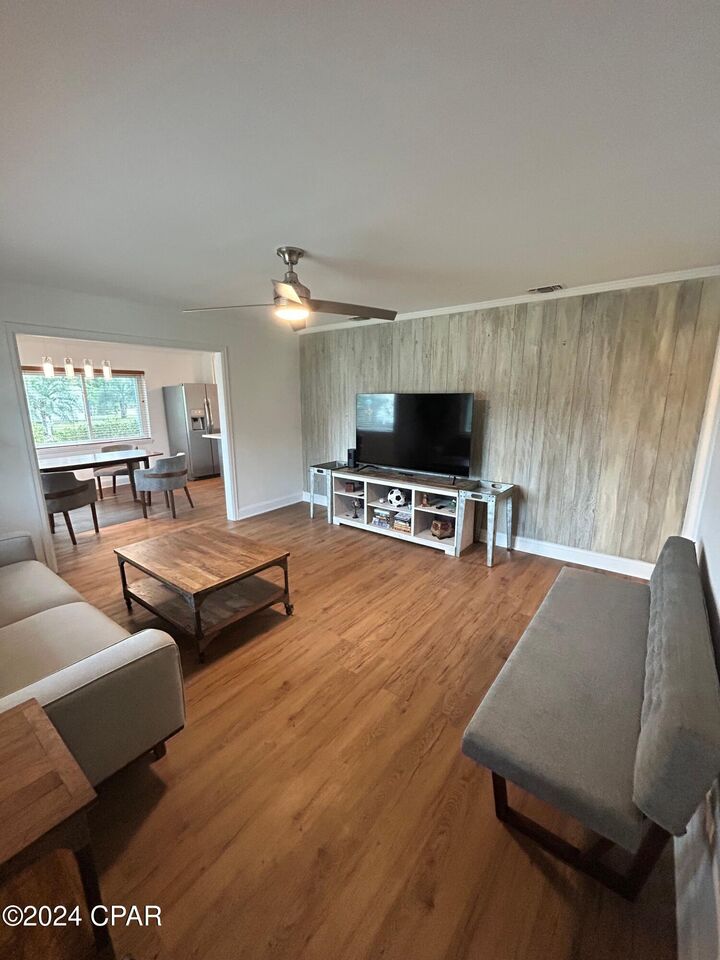 Property Photo:  306 Wilson Avenue  FL 32401 