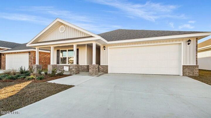 Property Photo: 4841 Conner Lane FL 32404