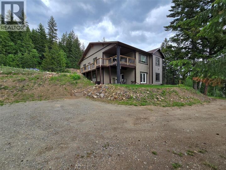 565 Clearwater Valley Road — photo 1