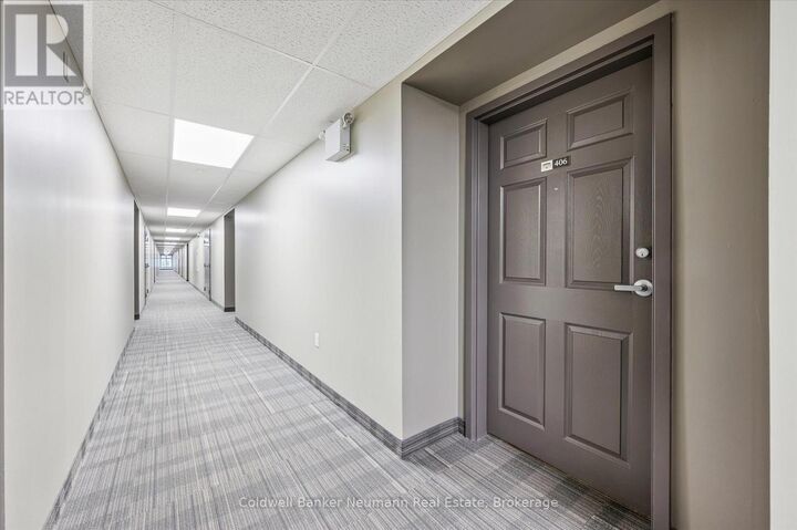 Photo de la propriété:  45 Kingsbury Square 406  ON N1L 0L2 