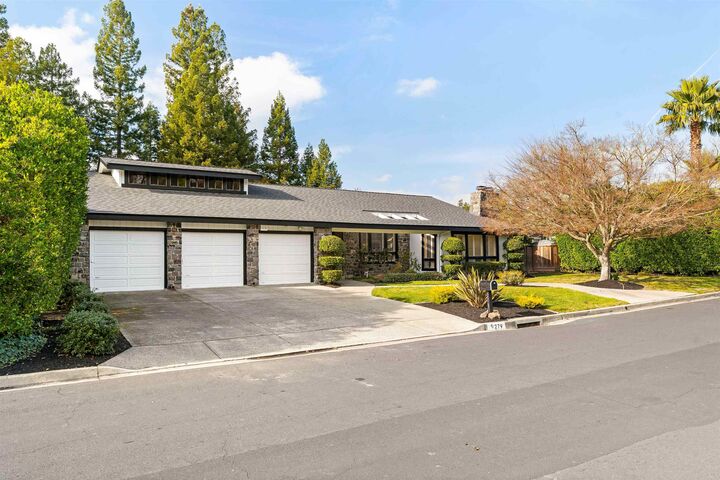 Property Photo:  279 Bolla Ave  CA 94507 