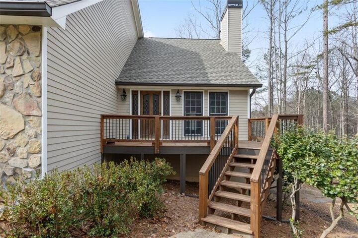 Property Photo: 1521 Larkwood Drive GA 30114