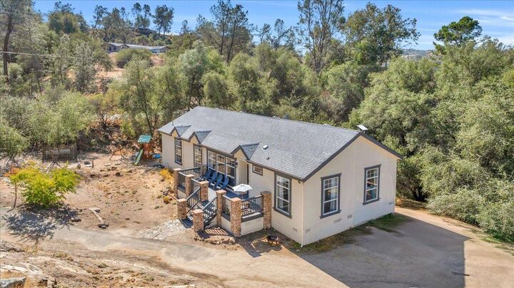 Property Photo: 41391 Long Hollow Lane CA 93614