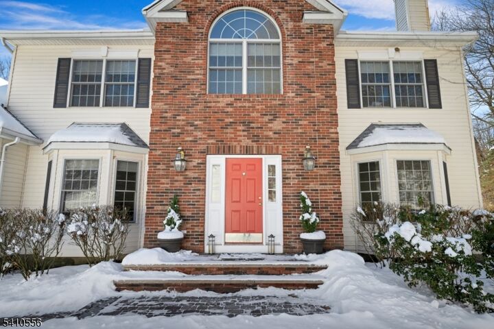 Property Photo:  10 Mount Pleasant Rd  NJ 07871 