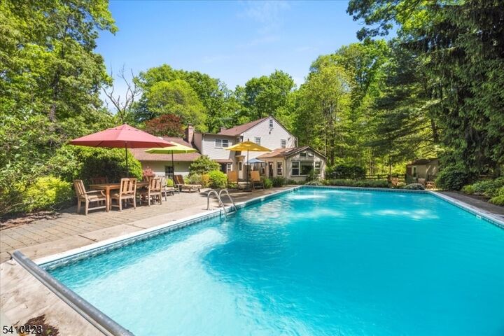 Property Photo:  64 Hogback Rd  NJ 08867 