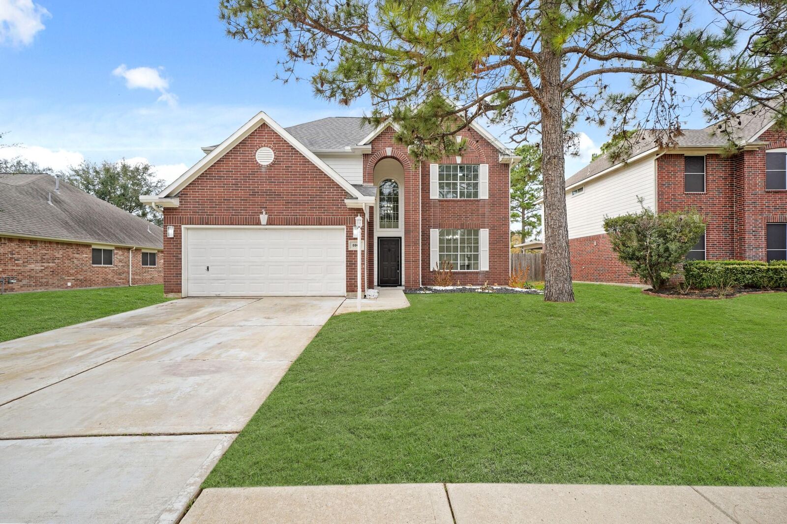 Property Photo: 8907 Aberdeen Park Drive TX 77095