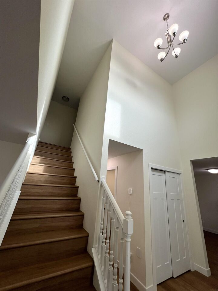 Property Photo:  1204 Ruby Ct  IA 50401 