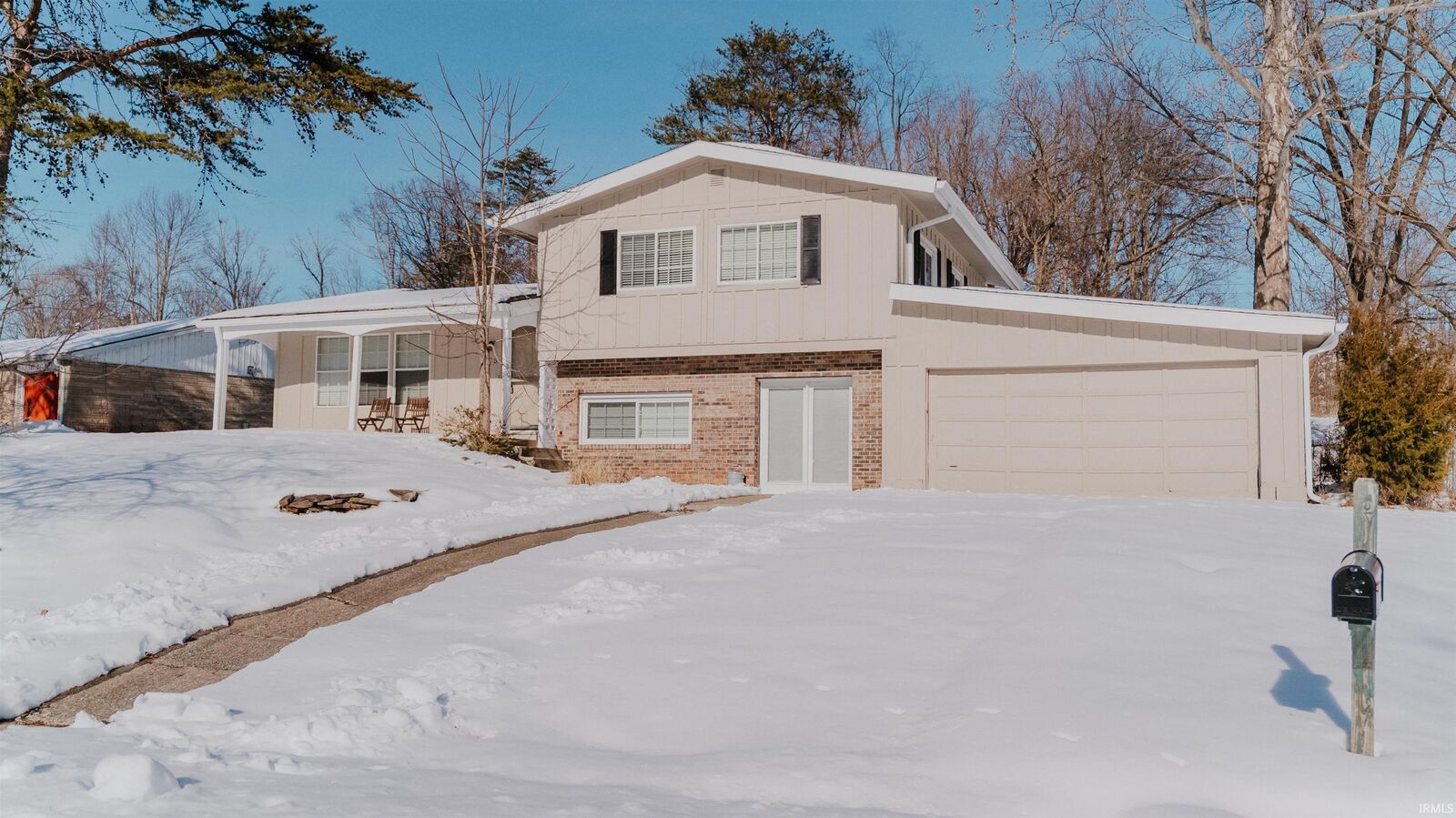 Property Photo:  175 E Sunny Slopes Drive  IN 47401 