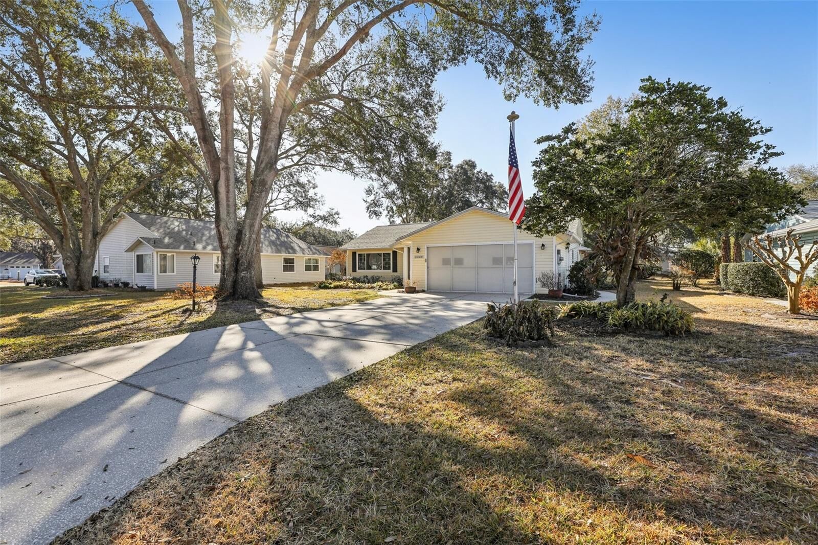 Property Photo: 2108 Greenlaw Court FL 34788