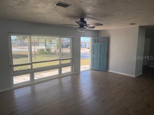 Property Photo:  2725 Terry Lane  FL 34231 