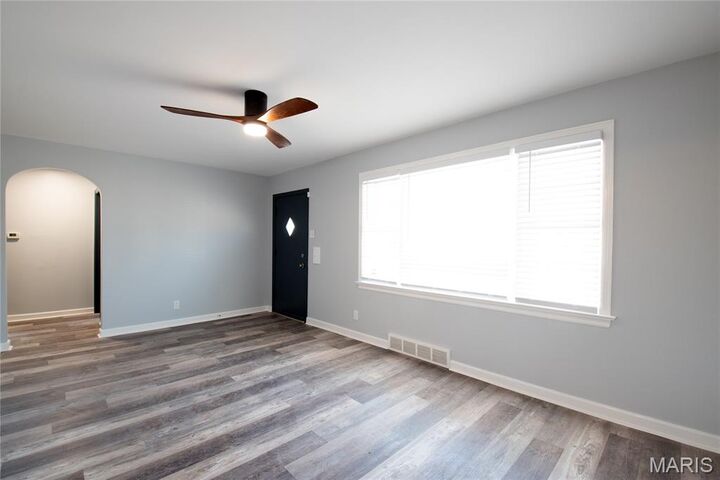 Property Photo:  9448 Ardmore Drive  MO 63137 