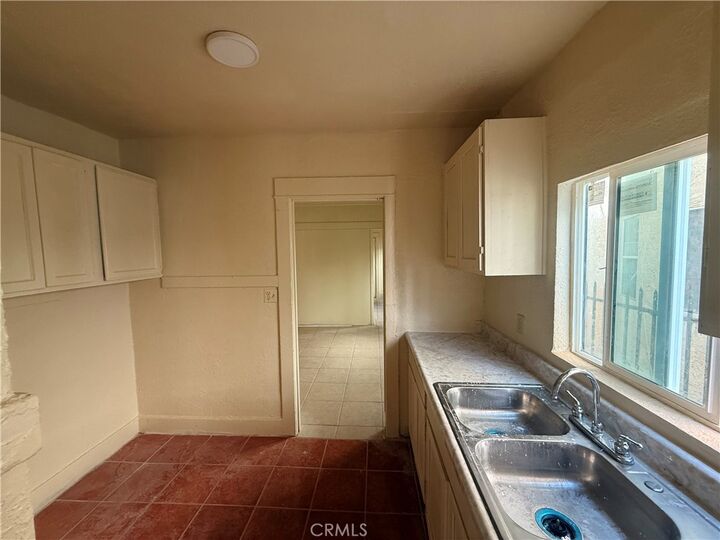 Property Photo:  4257 San Pedro Place  CA 90011 