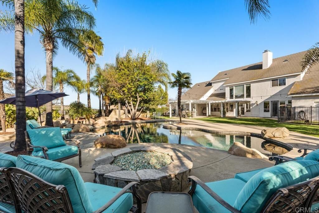 Property Photo:  38755 Via Vista Grande  CA 92562 