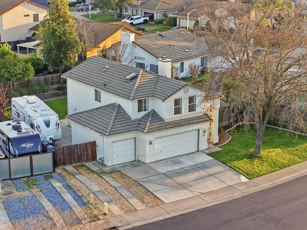 Property Photo:  1513 Lathwell Way  CA 95747 