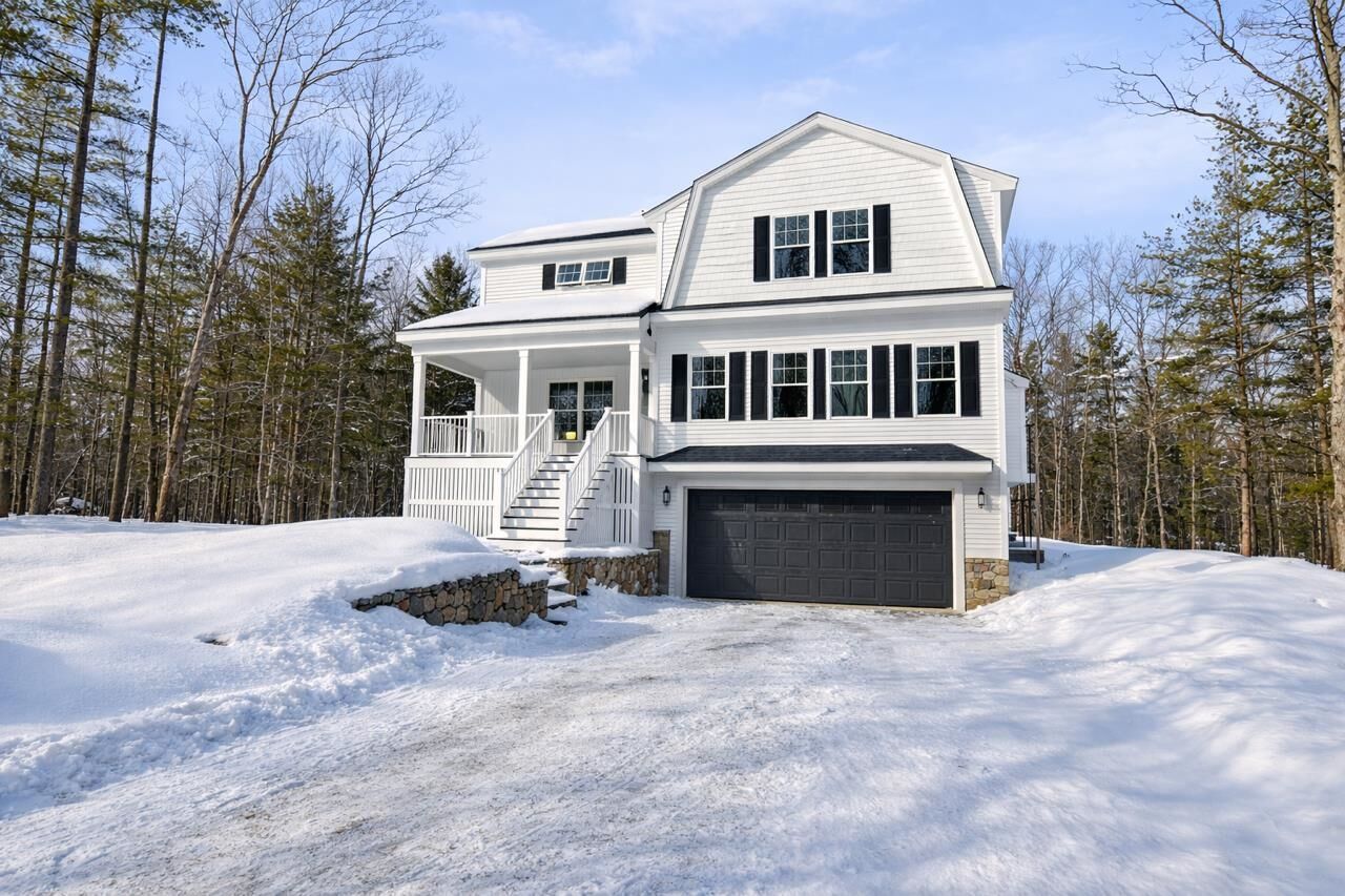 Property Photo:  13 Blaisdell Court  NH 03077 