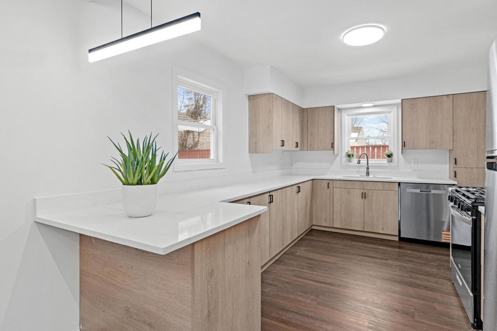 Property Photo:  3501 Utah Avenue S  MN 55426 