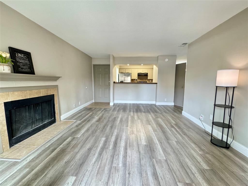 Property Photo:  5981 Arapaho Road 303  TX 75248 