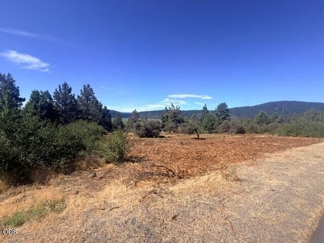 Property Photo:  Crossbill Drive 995  OR 97601 
