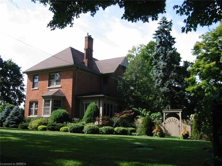 Property Photo:  138 St. James Street S  ON N0E 1Y0 