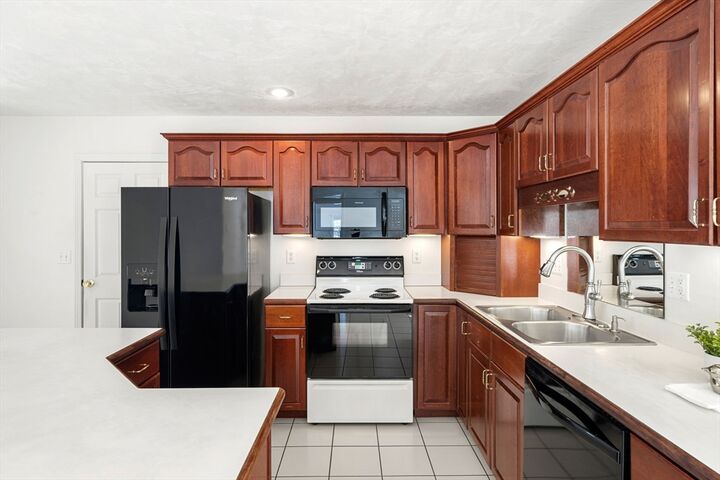 Property Photo:  41 Martins Pond Rd  MA 01450 