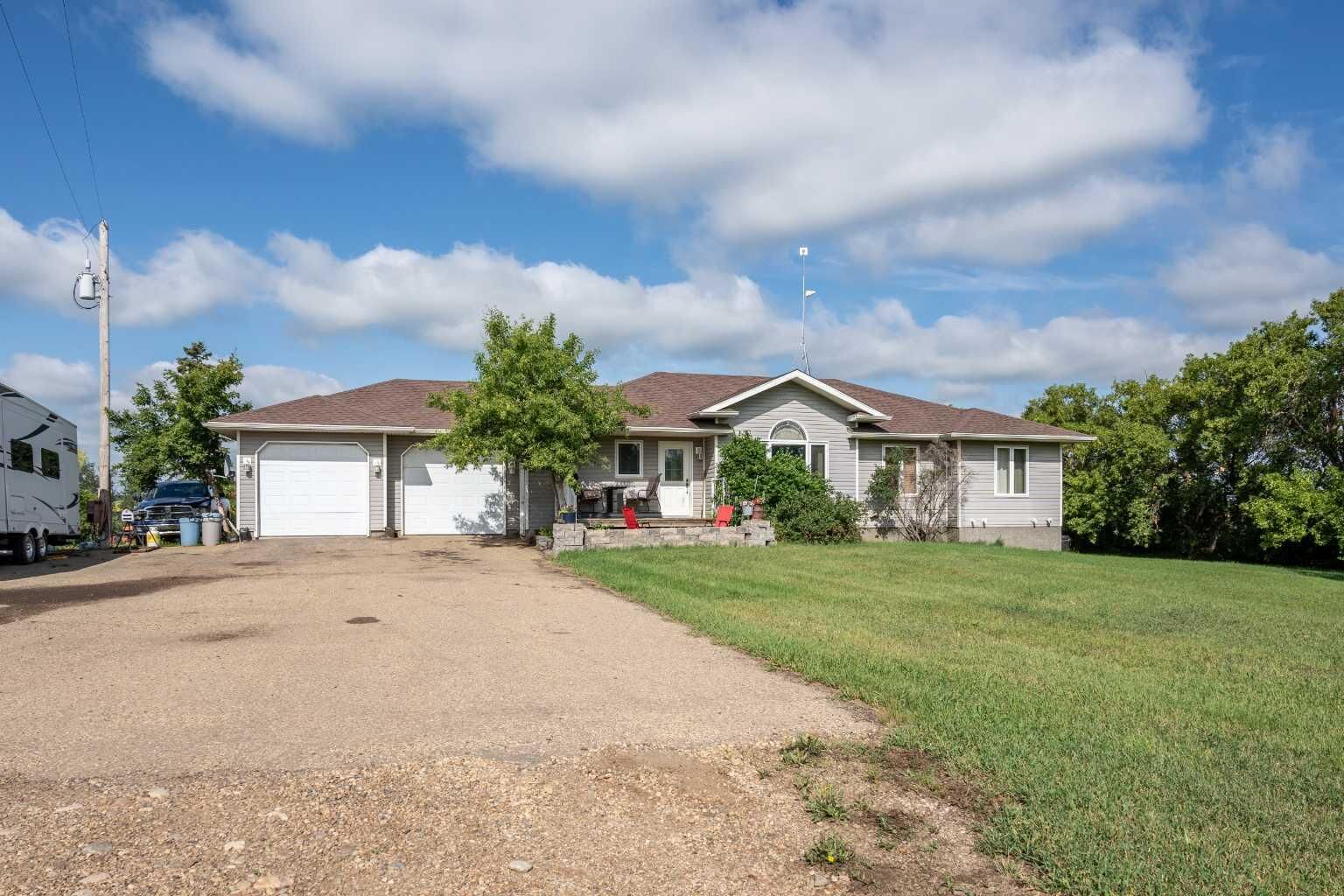 Property Photo: 43440 Range Road 113 AB T0B 2V0