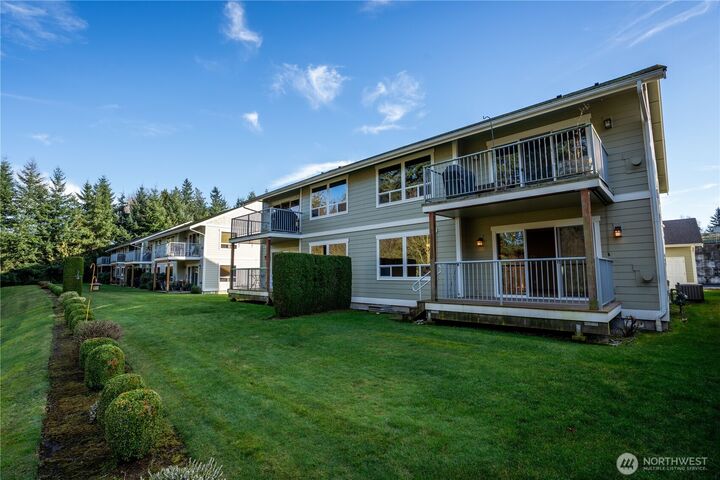 Property Photo:  1656  Liberty Street 101  WA 98264 